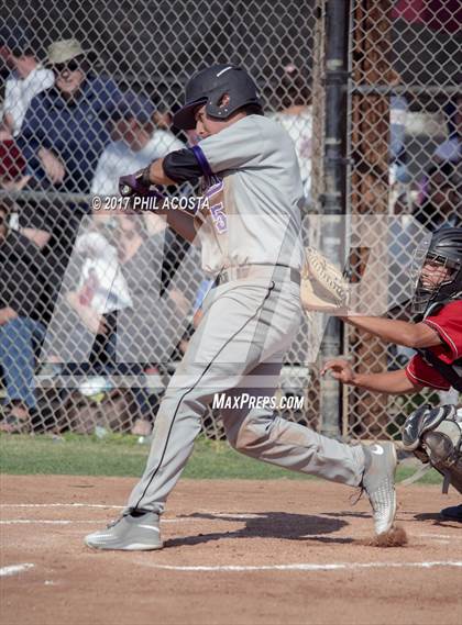 Thumbnail 2 in Glendale vs Hoover photogallery.