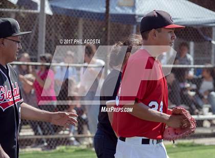 Thumbnail 2 in Glendale vs Hoover photogallery.