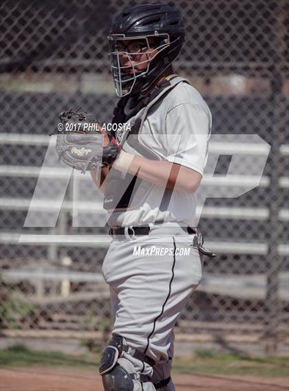 Thumbnail 1 in Glendale vs Hoover photogallery.