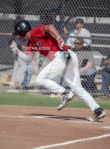 Thumbnail 1 in Glendale vs Hoover photogallery.