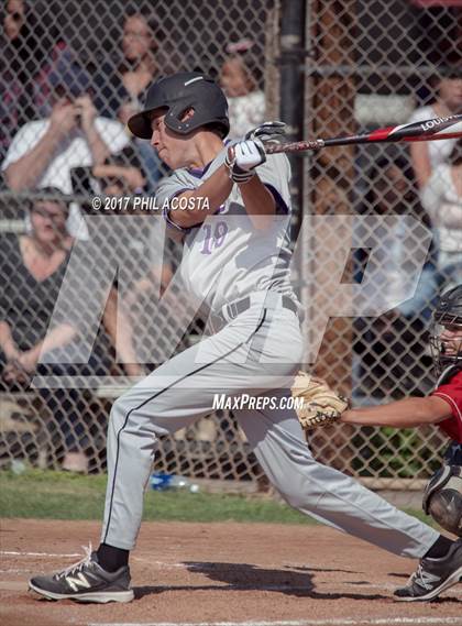 Thumbnail 2 in Glendale vs Hoover photogallery.