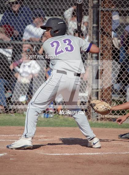 Thumbnail 1 in Glendale vs Hoover photogallery.