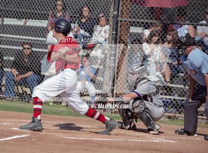 Thumbnail 1 in Glendale vs Hoover photogallery.
