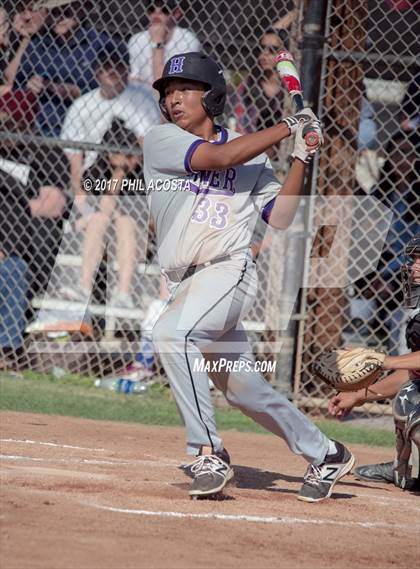 Thumbnail 3 in Glendale vs Hoover photogallery.