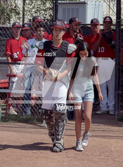 Thumbnail 2 in Glendale vs Hoover photogallery.
