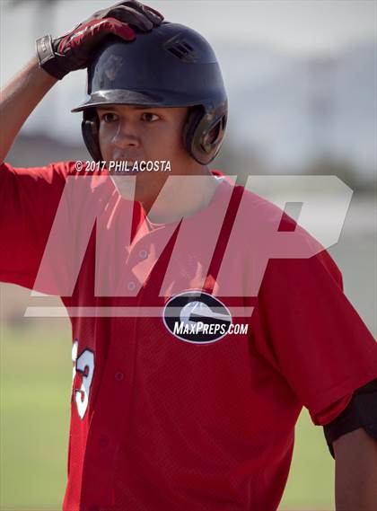 Thumbnail 1 in Glendale vs Hoover photogallery.