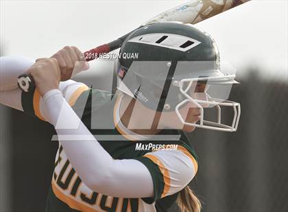 Thumbnail 1 in Mater Dei vs. Edison (Alan Dugard Classic) photogallery.