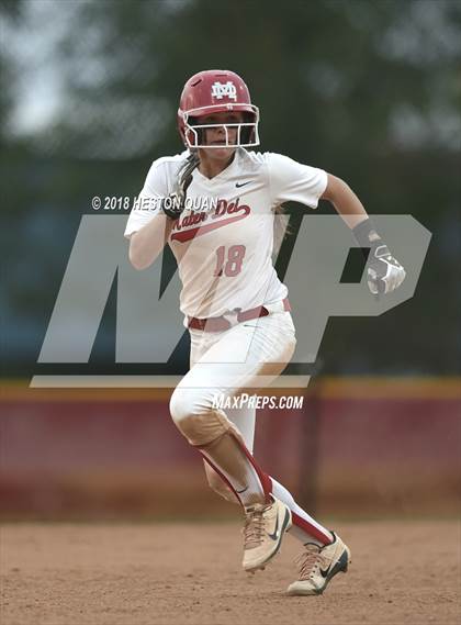 Thumbnail 2 in Mater Dei vs. Edison (Alan Dugard Classic) photogallery.