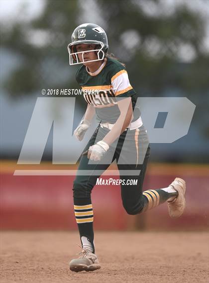 Thumbnail 3 in Mater Dei vs. Edison (Alan Dugard Classic) photogallery.