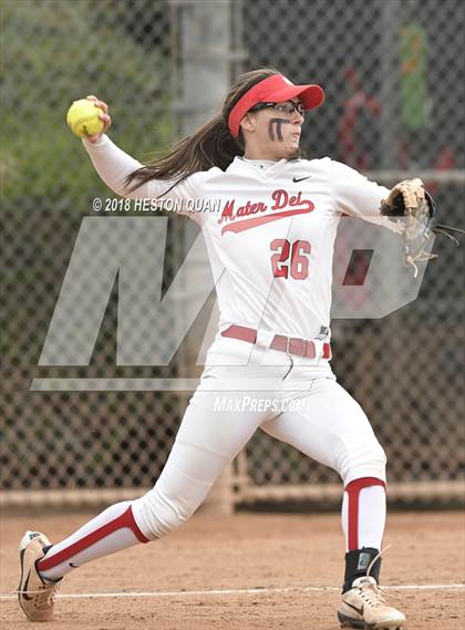 Thumbnail 2 in Mater Dei vs. Edison (Alan Dugard Classic) photogallery.