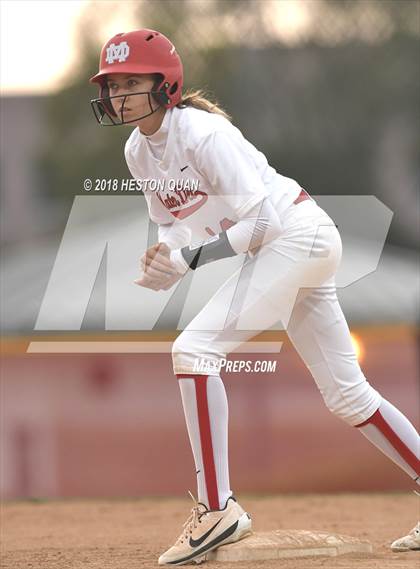 Thumbnail 3 in Mater Dei vs. Edison (Alan Dugard Classic) photogallery.