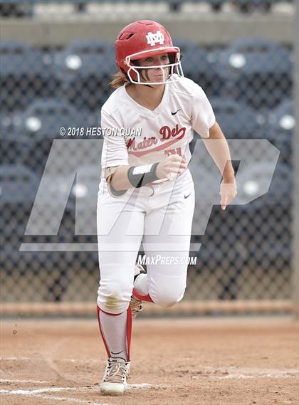 Thumbnail 2 in Mater Dei vs. Edison (Alan Dugard Classic) photogallery.