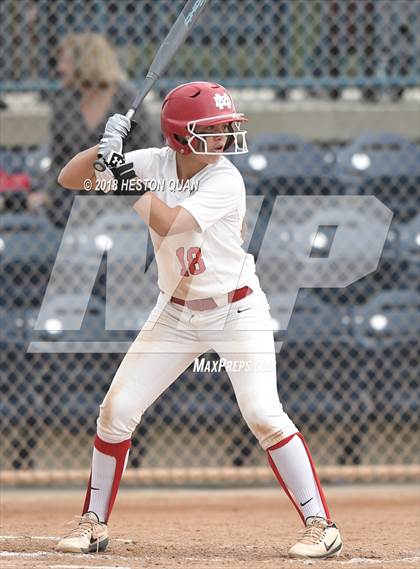 Thumbnail 2 in Mater Dei vs. Edison (Alan Dugard Classic) photogallery.