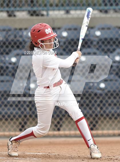 Thumbnail 3 in Mater Dei vs. Edison (Alan Dugard Classic) photogallery.