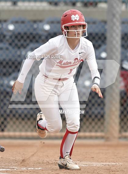 Thumbnail 1 in Mater Dei vs. Edison (Alan Dugard Classic) photogallery.