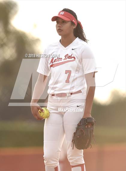 Thumbnail 2 in Mater Dei vs. Edison (Alan Dugard Classic) photogallery.