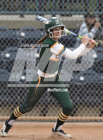 Thumbnail 3 in Mater Dei vs. Edison (Alan Dugard Classic) photogallery.