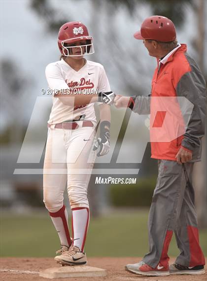 Thumbnail 3 in Mater Dei vs. Edison (Alan Dugard Classic) photogallery.