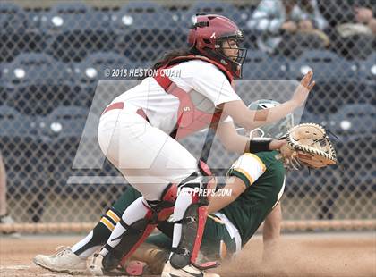 Thumbnail 3 in Mater Dei vs. Edison (Alan Dugard Classic) photogallery.