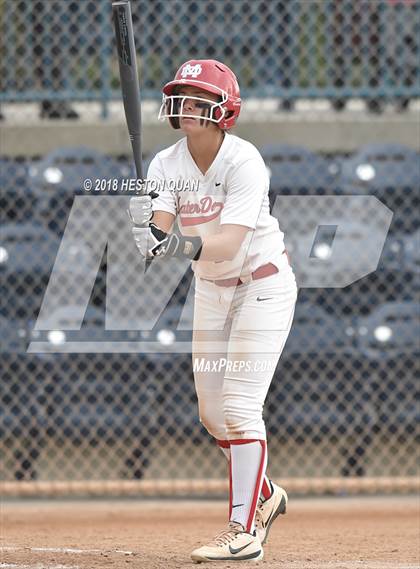 Thumbnail 1 in Mater Dei vs. Edison (Alan Dugard Classic) photogallery.