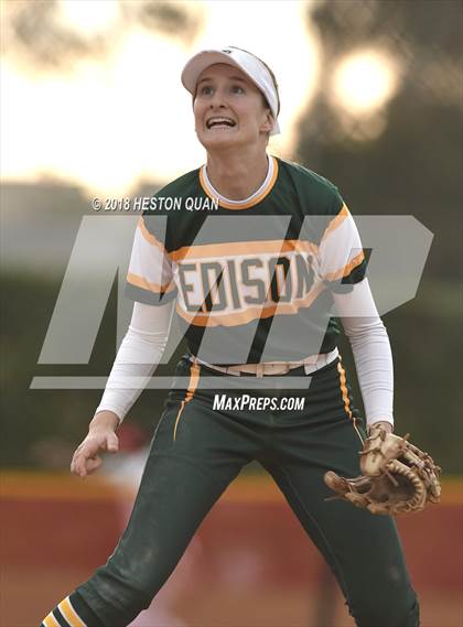 Thumbnail 2 in Mater Dei vs. Edison (Alan Dugard Classic) photogallery.