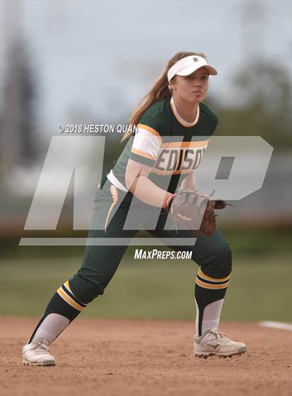 Thumbnail 2 in Mater Dei vs. Edison (Alan Dugard Classic) photogallery.
