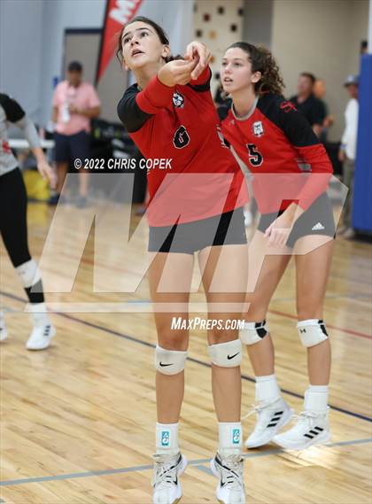 Thumbnail 3 in Winter Haven vs South Fork (Nike Tournament of Champions) photogallery.