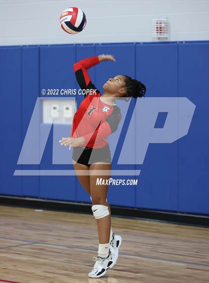 Thumbnail 1 in Winter Haven vs South Fork (Nike Tournament of Champions) photogallery.