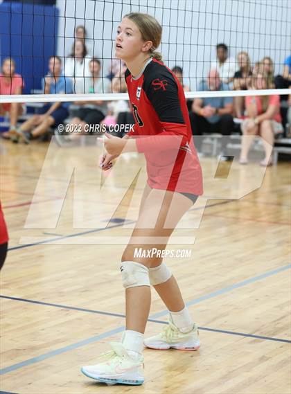 Thumbnail 1 in Winter Haven vs South Fork (Nike Tournament of Champions) photogallery.