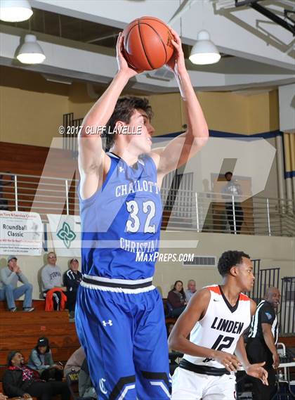 Thumbnail 3 in Charlotte Christian vs Linden (Rotary Roundball Classic) photogallery.
