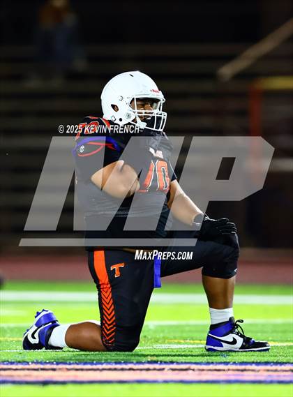 Thumbnail 3 in FR: Valley Christian @ Thunderbird photogallery.