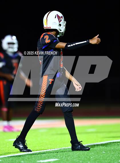 Thumbnail 3 in FR: Valley Christian @ Thunderbird photogallery.