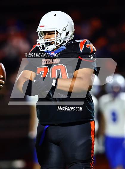 Thumbnail 1 in FR: Valley Christian @ Thunderbird photogallery.