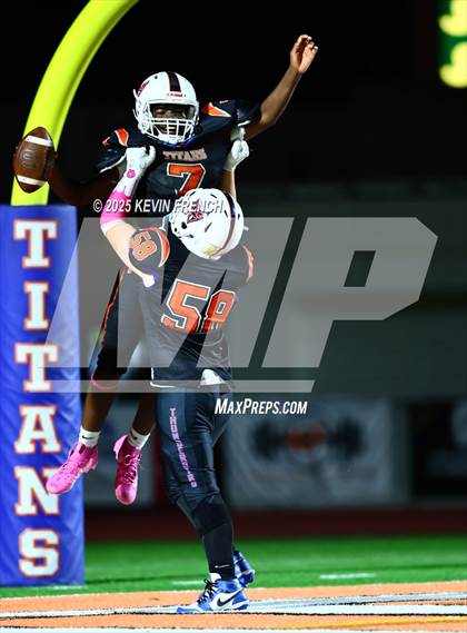Thumbnail 2 in FR: Valley Christian @ Thunderbird photogallery.