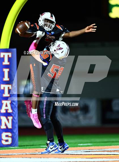 Thumbnail 3 in FR: Valley Christian @ Thunderbird photogallery.