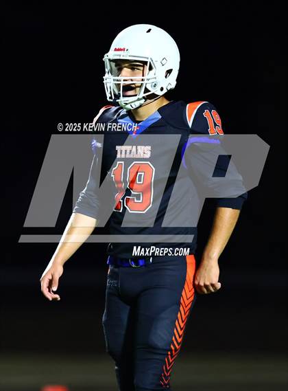 Thumbnail 2 in FR: Valley Christian @ Thunderbird photogallery.