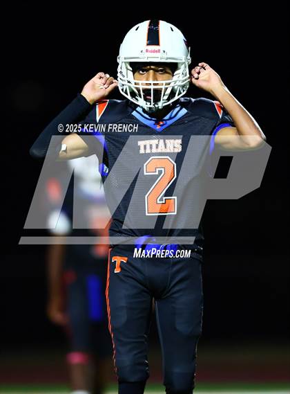 Thumbnail 2 in FR: Valley Christian @ Thunderbird photogallery.