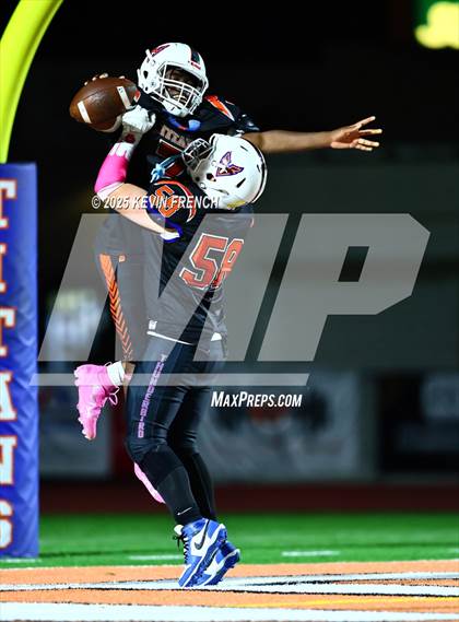 Thumbnail 2 in FR: Valley Christian @ Thunderbird photogallery.