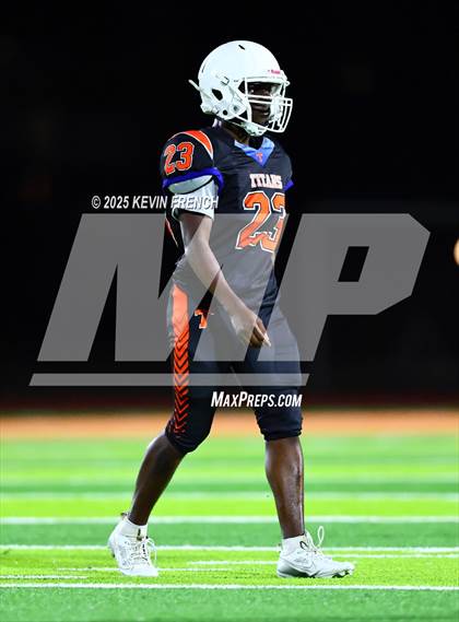 Thumbnail 1 in FR: Valley Christian @ Thunderbird photogallery.