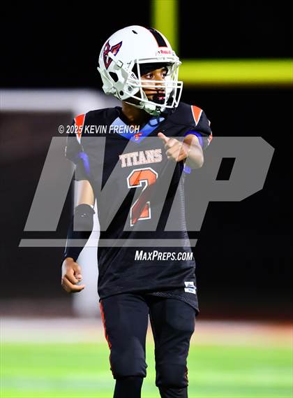 Thumbnail 3 in FR: Valley Christian @ Thunderbird photogallery.
