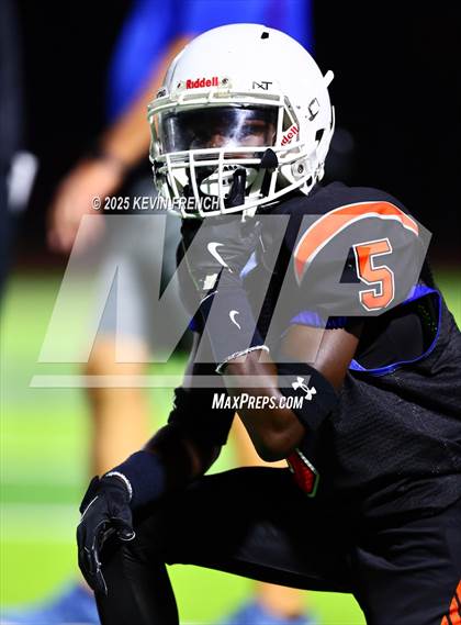 Thumbnail 3 in FR: Valley Christian @ Thunderbird photogallery.