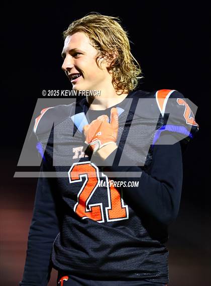 Thumbnail 3 in FR: Valley Christian @ Thunderbird photogallery.