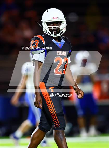 Thumbnail 3 in FR: Valley Christian @ Thunderbird photogallery.