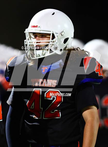 Thumbnail 2 in FR: Valley Christian @ Thunderbird photogallery.