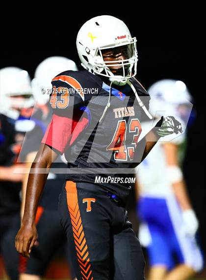 Thumbnail 2 in FR: Valley Christian @ Thunderbird photogallery.
