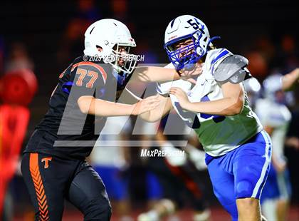 Thumbnail 2 in FR: Valley Christian @ Thunderbird photogallery.