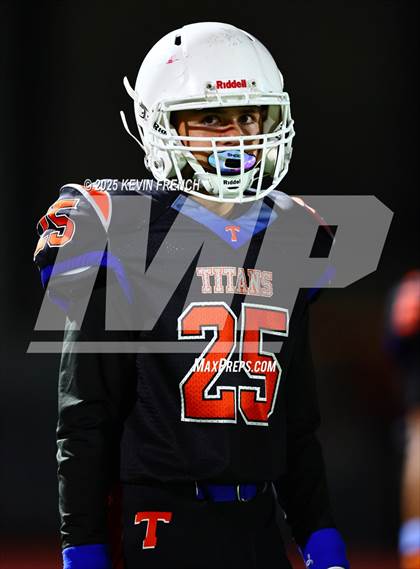 Thumbnail 3 in FR: Valley Christian @ Thunderbird photogallery.