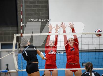 Thumbnail 1 in Lake Oswego @ Lakeridge photogallery.
