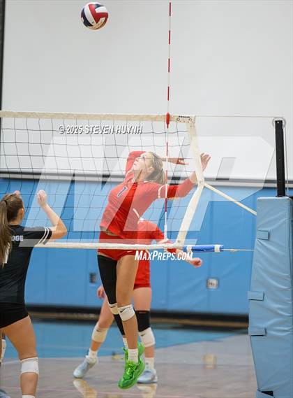 Thumbnail 3 in Lake Oswego @ Lakeridge photogallery.