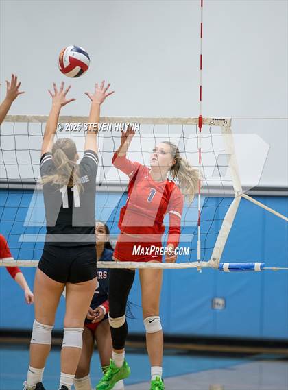 Thumbnail 1 in Lake Oswego @ Lakeridge photogallery.